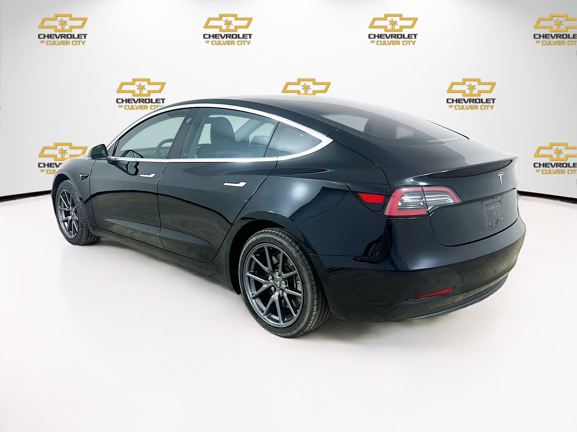 2018 Tesla Model 3 Long Range photo 5