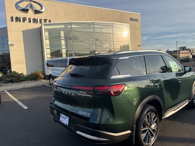 2026 Infiniti QX60 Luxe AWD photo 3