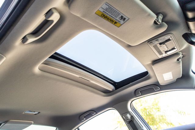 2022 Acura ILX Premium photo 13