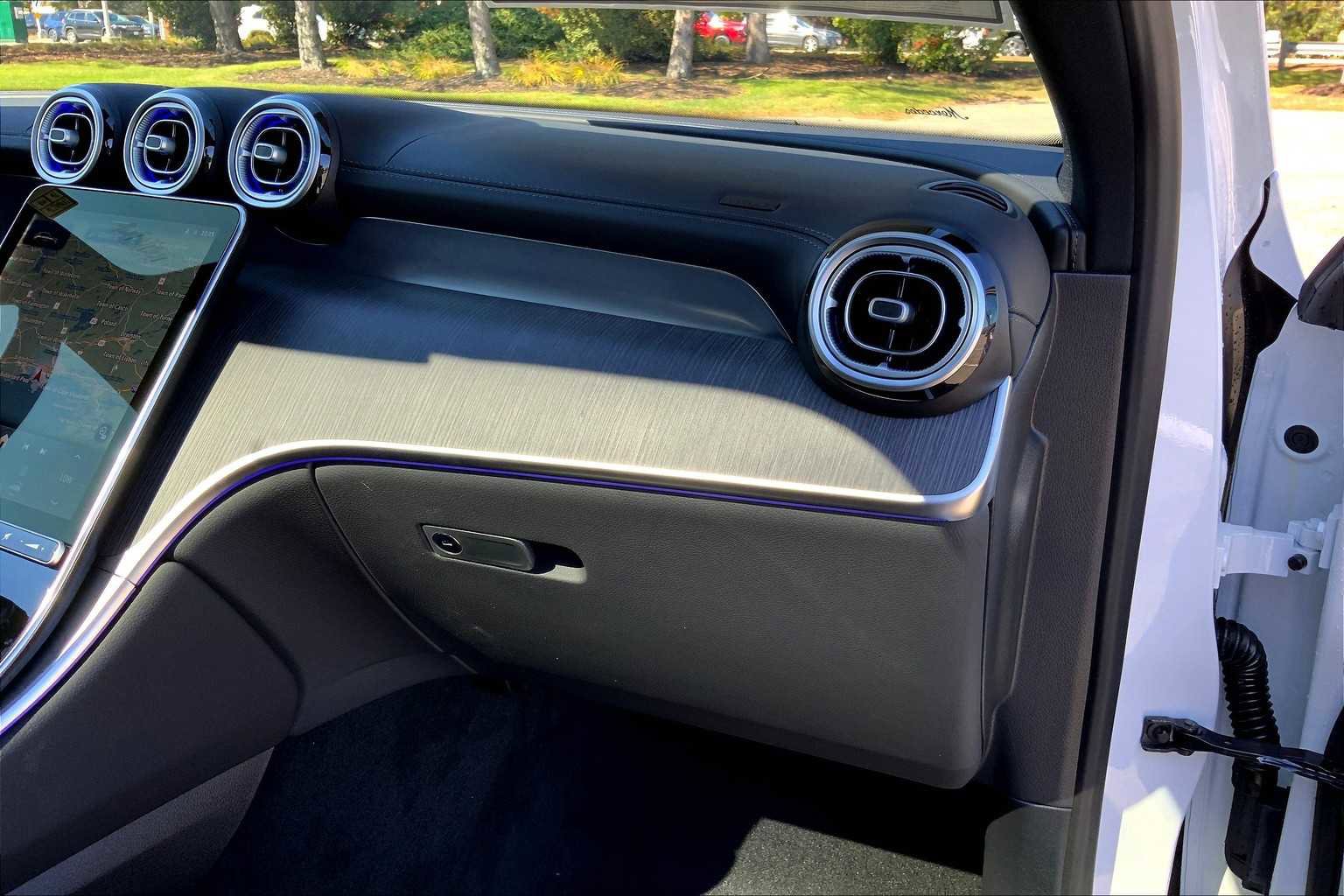 2026 Mercedes Benz GLC 300 4MATIC photo 10