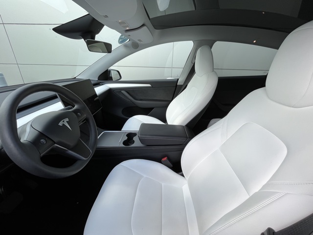 Used 2024 Tesla Model Y Long Range with VIN 7SAYGDEE6RA236855 for sale in Virginia Beach, VA