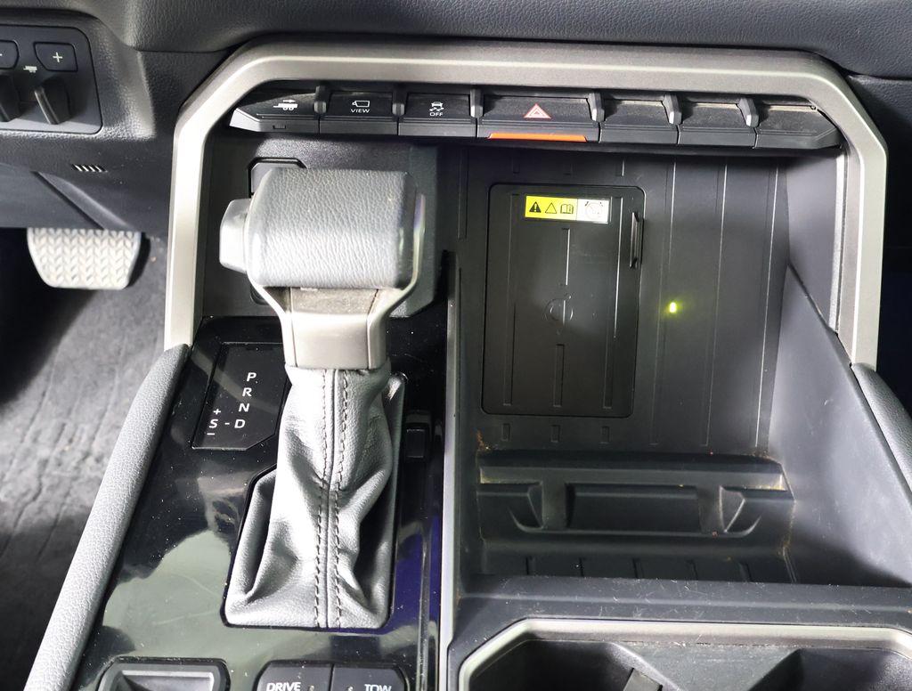 2024 Toyota Tundra Limited photo 13