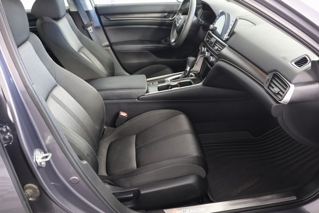 2018 Honda Accord EX photo 22