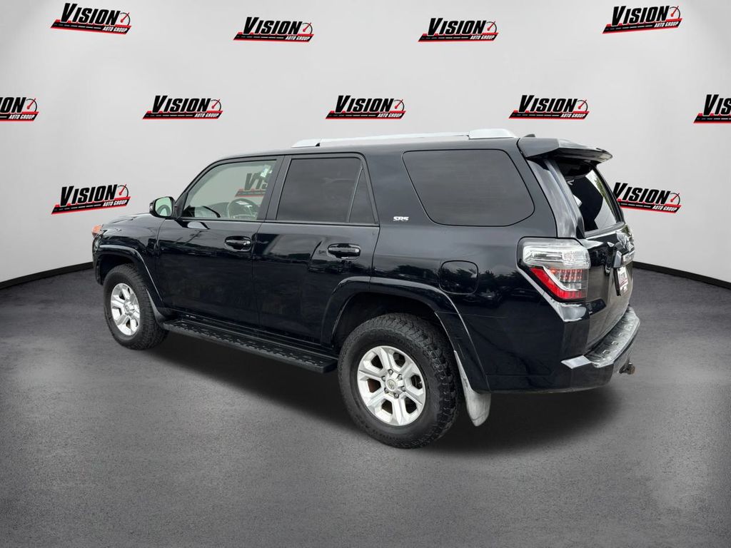 2016 Toyota 4Runner SR5 Premium photo 7