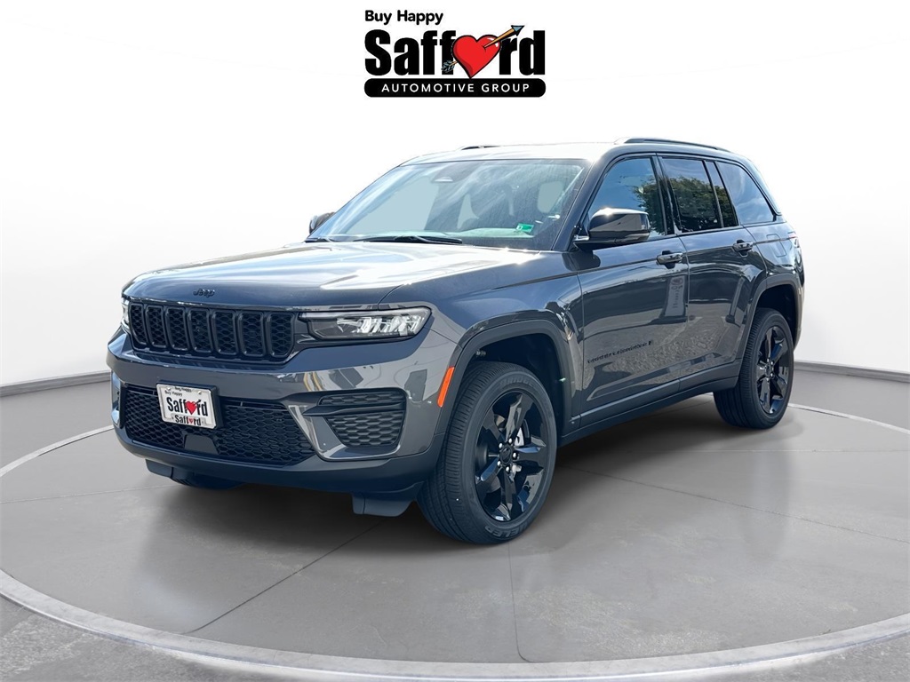2025 Jeep Grand Cherokee Altitude's photo