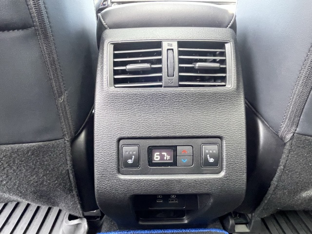 2025 Mitsubishi Outlander SEL Black Edition photo 28