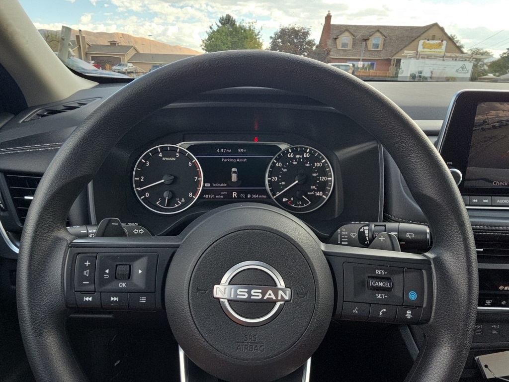 2024 Nissan Rogue SV photo 11