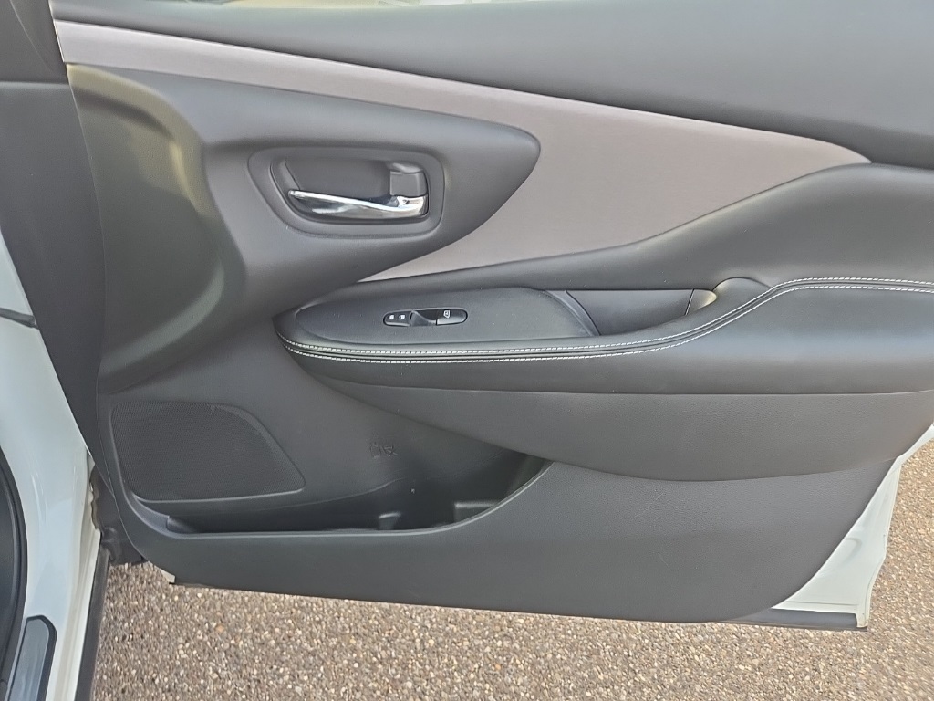 2023 Nissan Murano SV photo 21