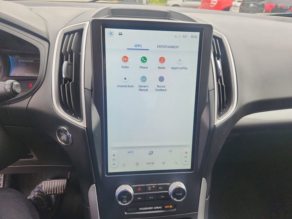 2023 Ford Edge SEL photo 16