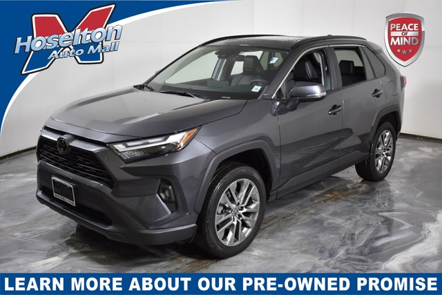 2022 Toyota RAV4 XLE Premium's photo