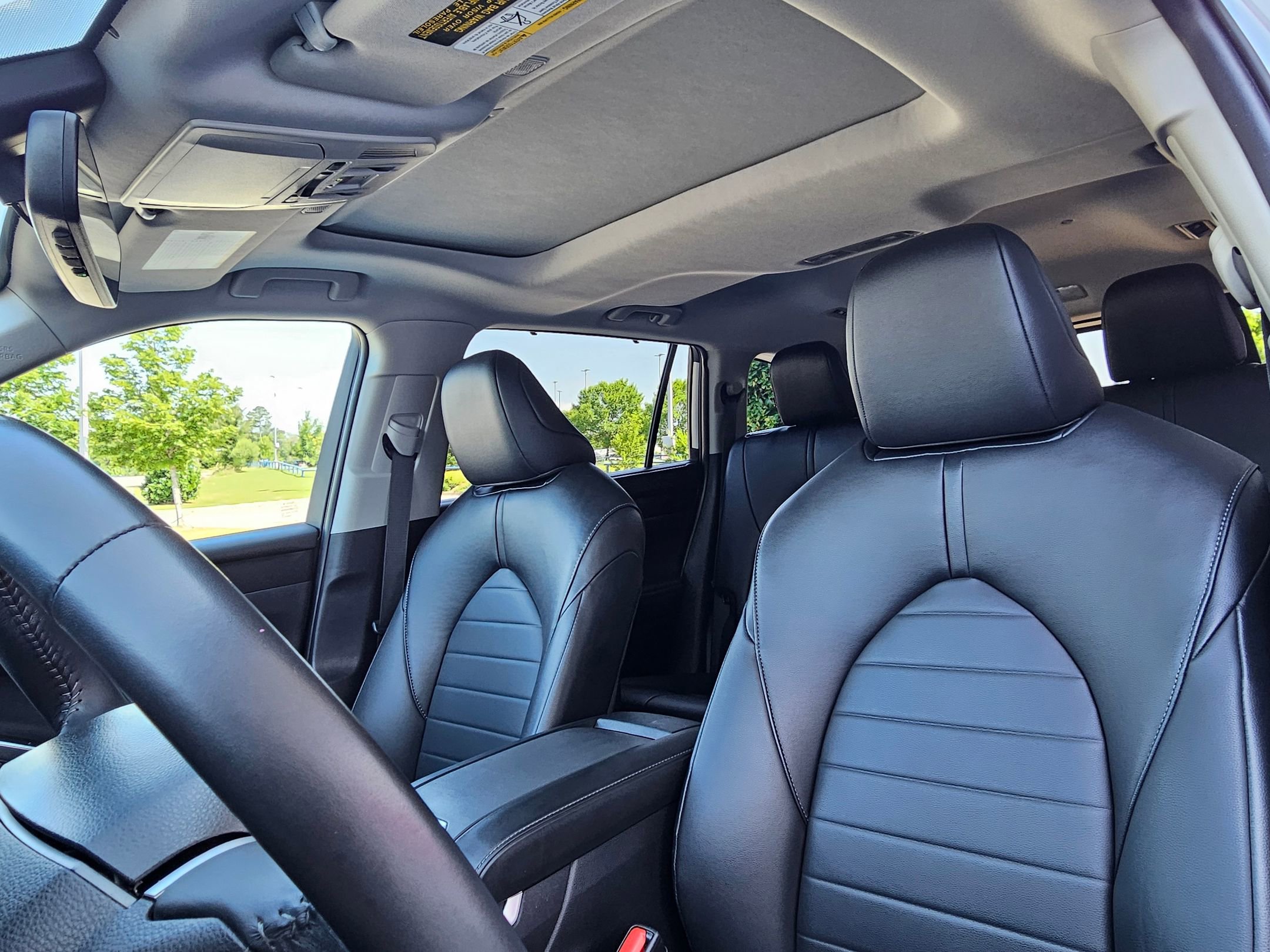 2024 Toyota Highlander XLE photo 21
