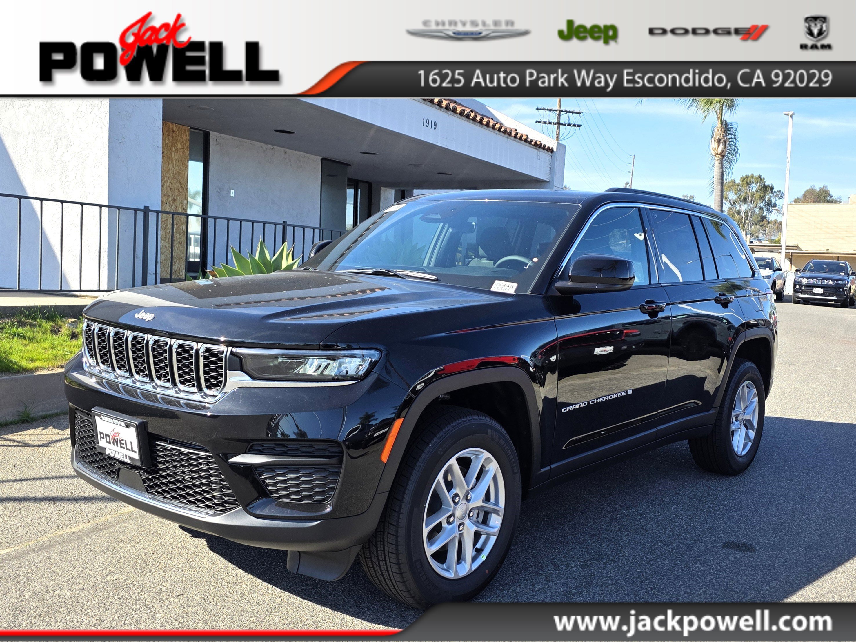 2025 Jeep Grand Cherokee Laredo's photo