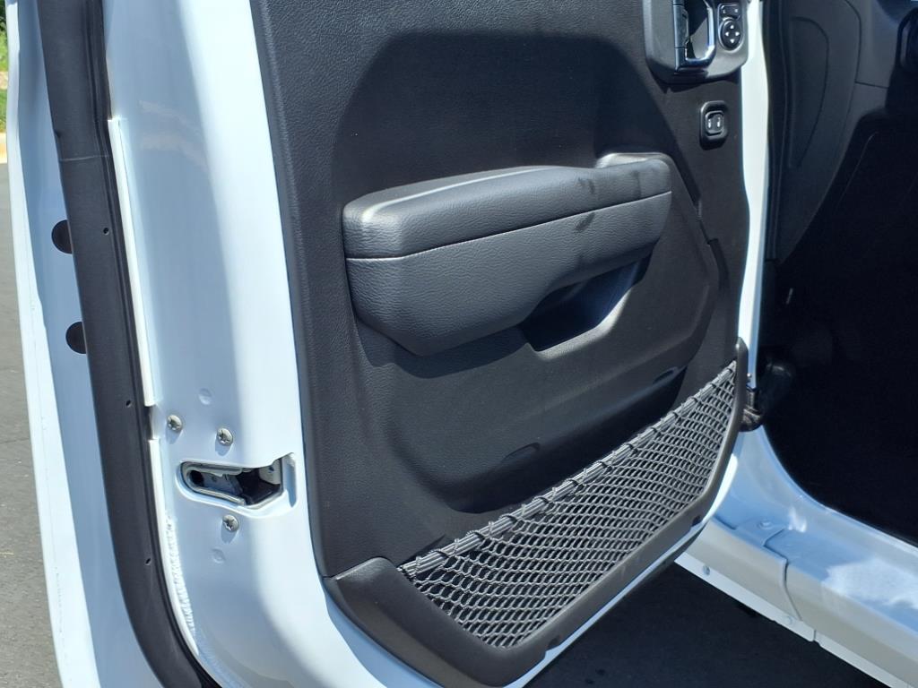 2025 Jeep Gladiator Sport S photo 4