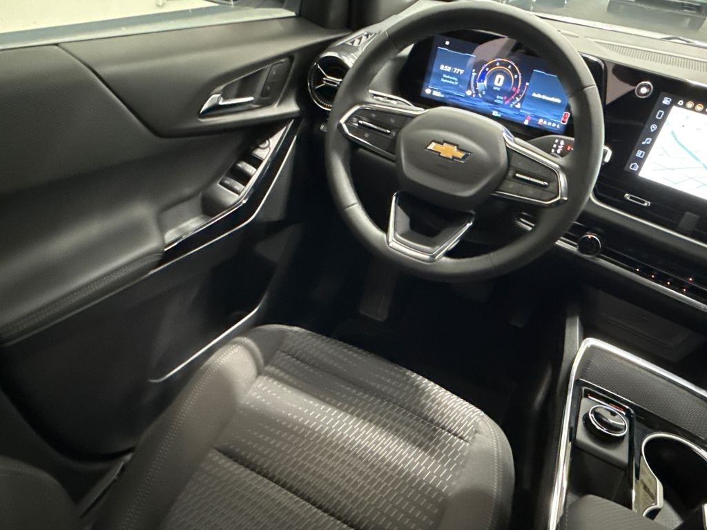 2026 Chevrolet Equinox LT photo 23