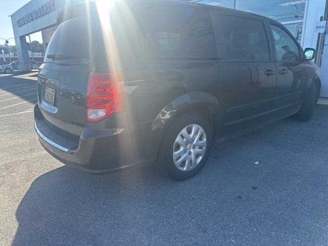 2017 Dodge Grand Caravan SE photo 3