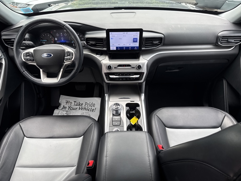 2022 Ford Explorer XLT photo 21