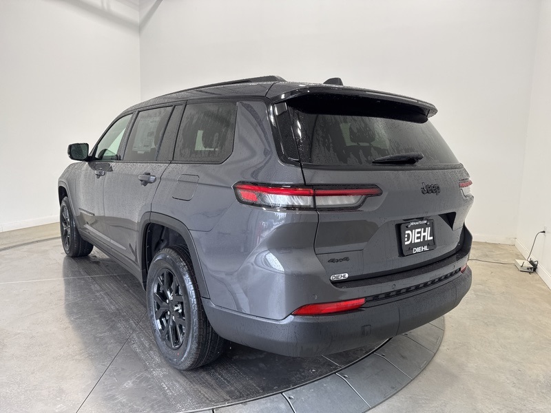 2025 Jeep Grand Cherokee Altitude X photo 2