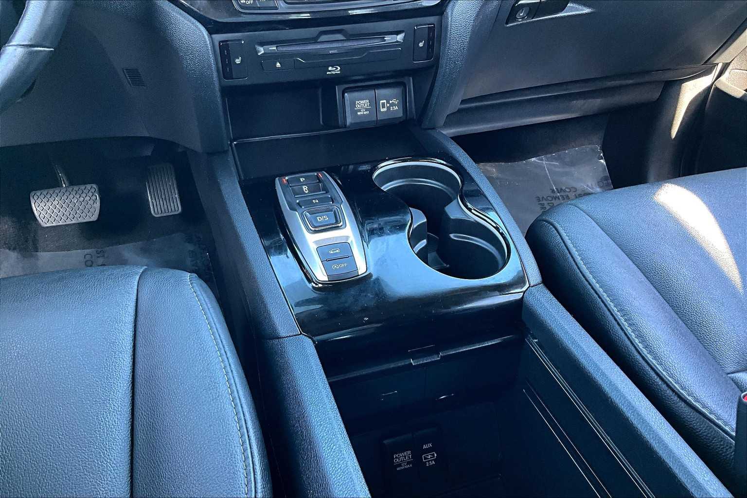 2021 Honda Pilot Touring photo 30
