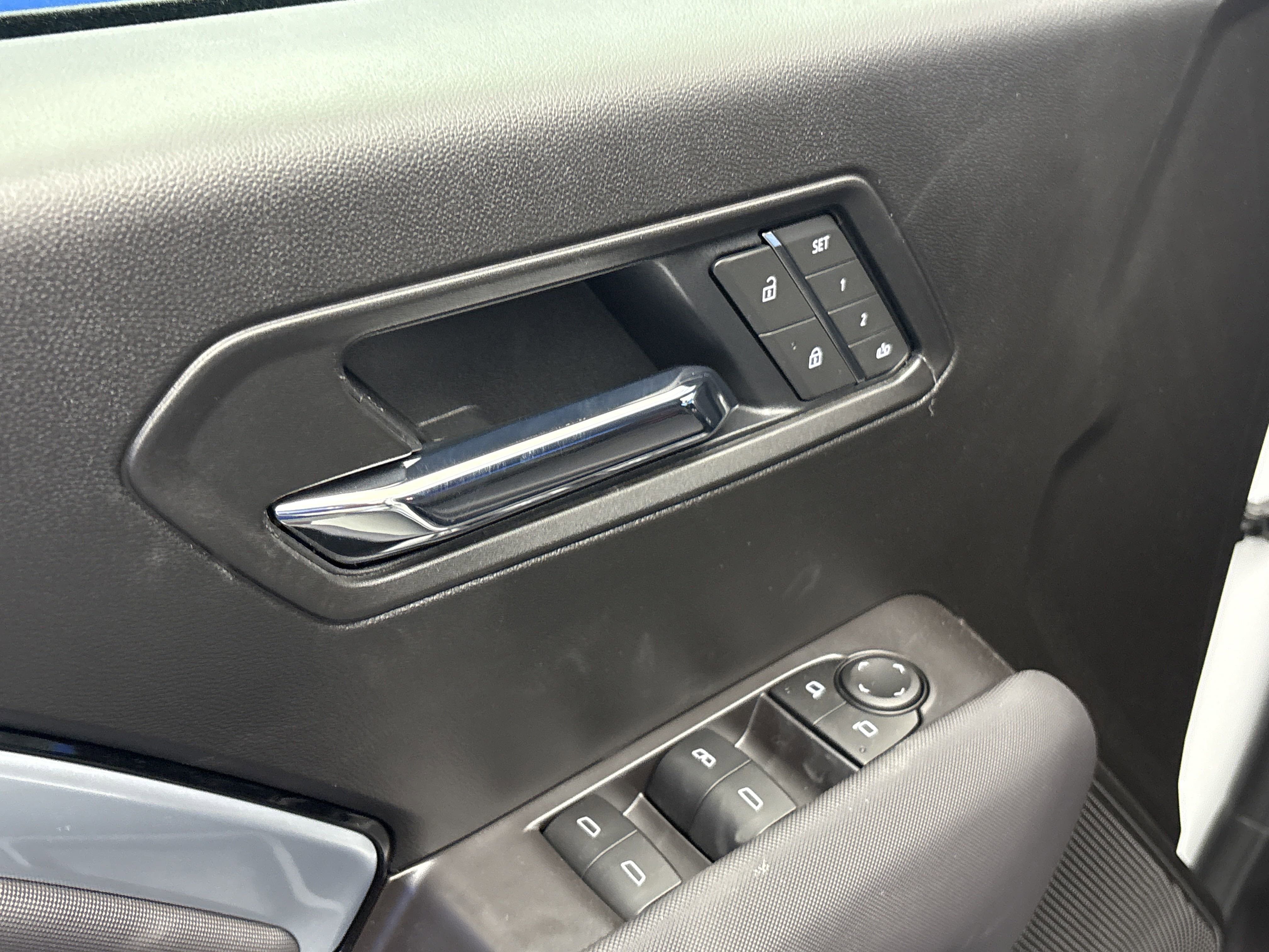 2026 Chevrolet Colorado Z71 photo 10