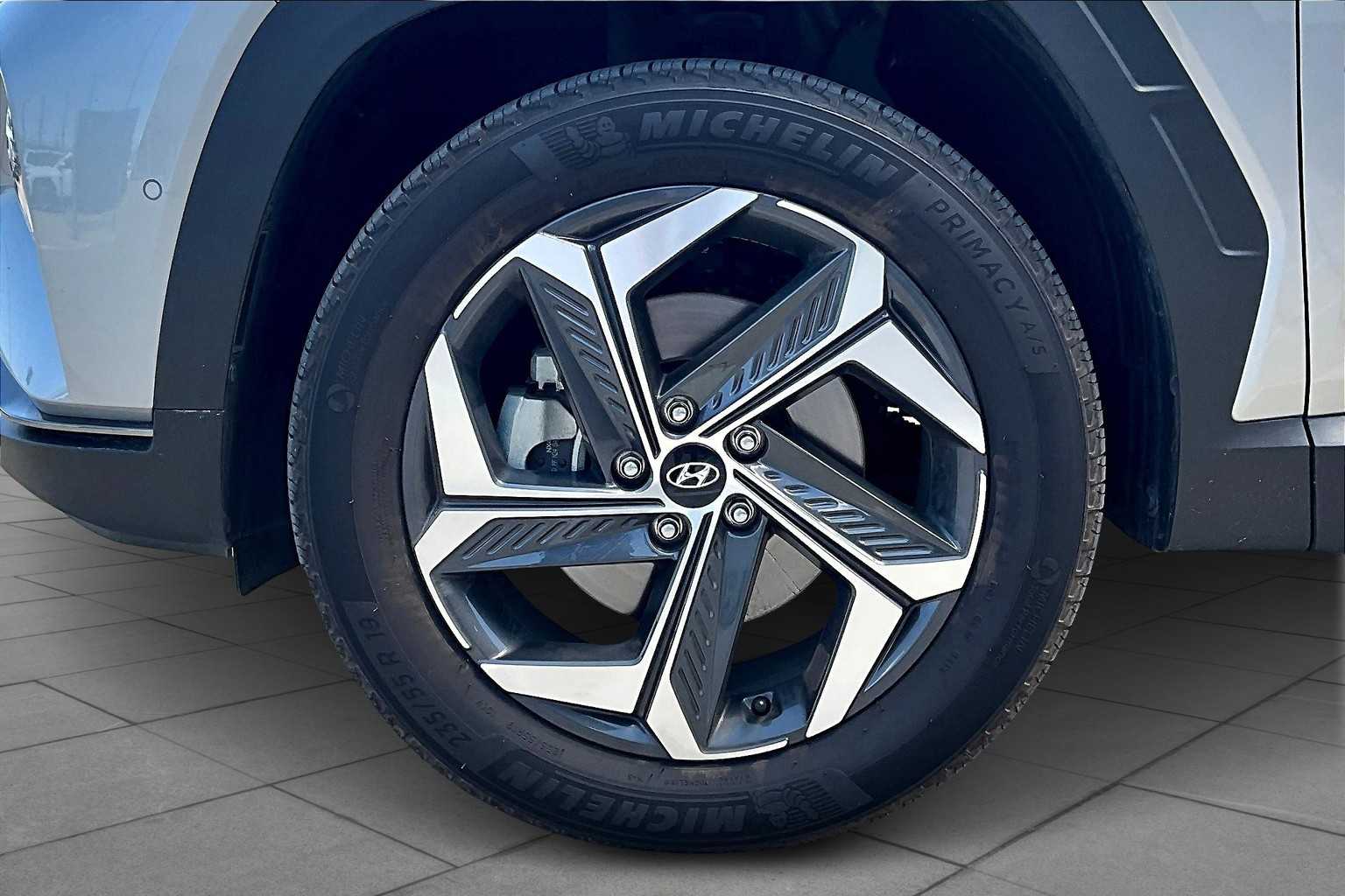 2024 Hyundai Tucson Hybrid Limited photo 8