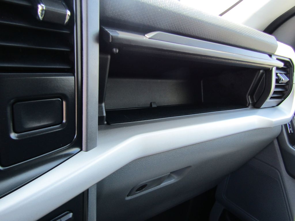 2023 Ford F-150 XLT photo 24