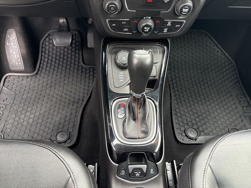 2020 Jeep Compass Limited photo 11