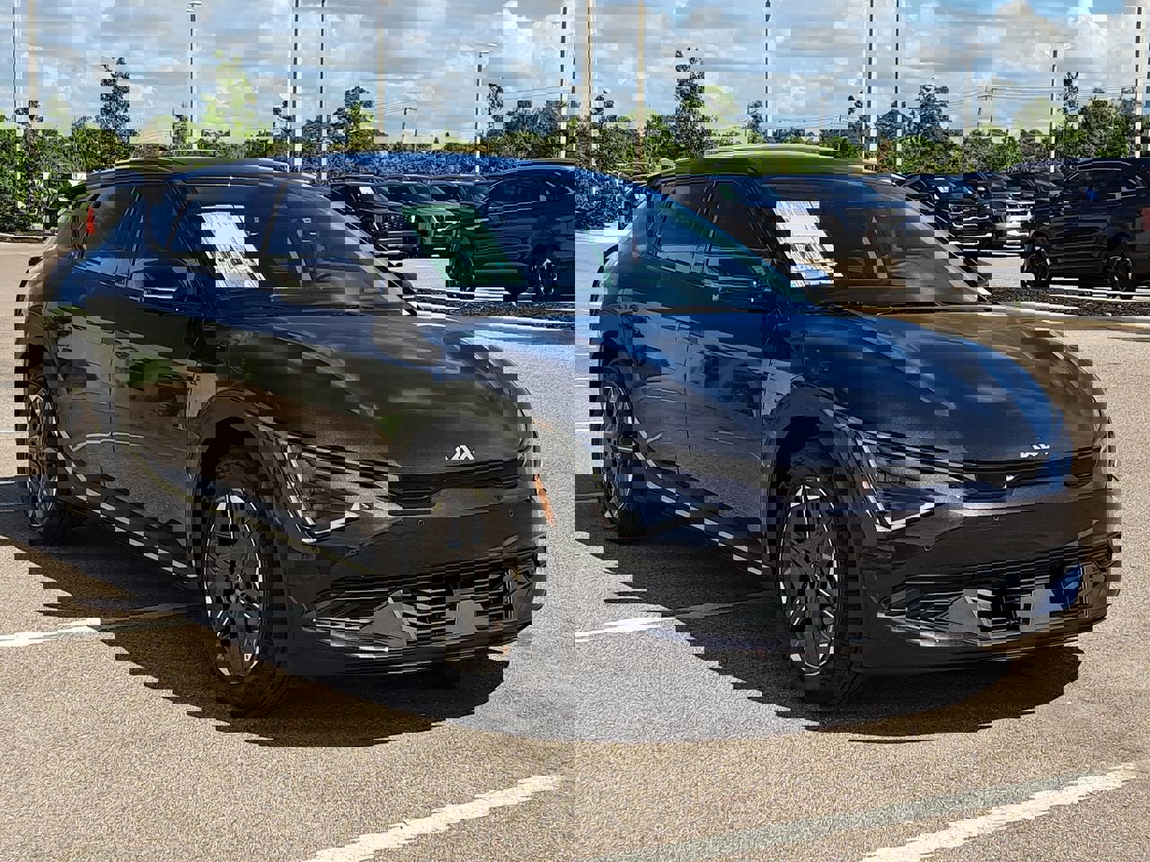 2025 Kia EV6 Light photo 3