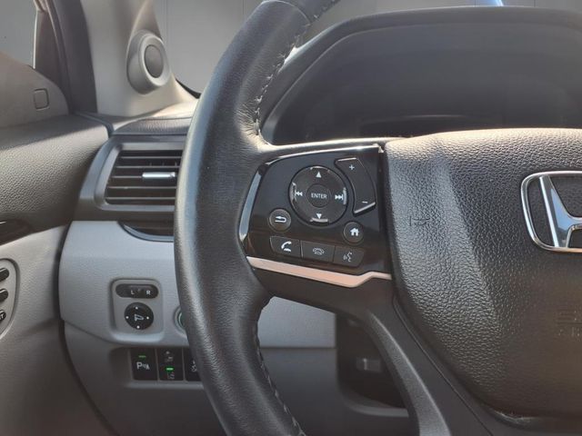 2022 Honda Pilot Touring photo 14