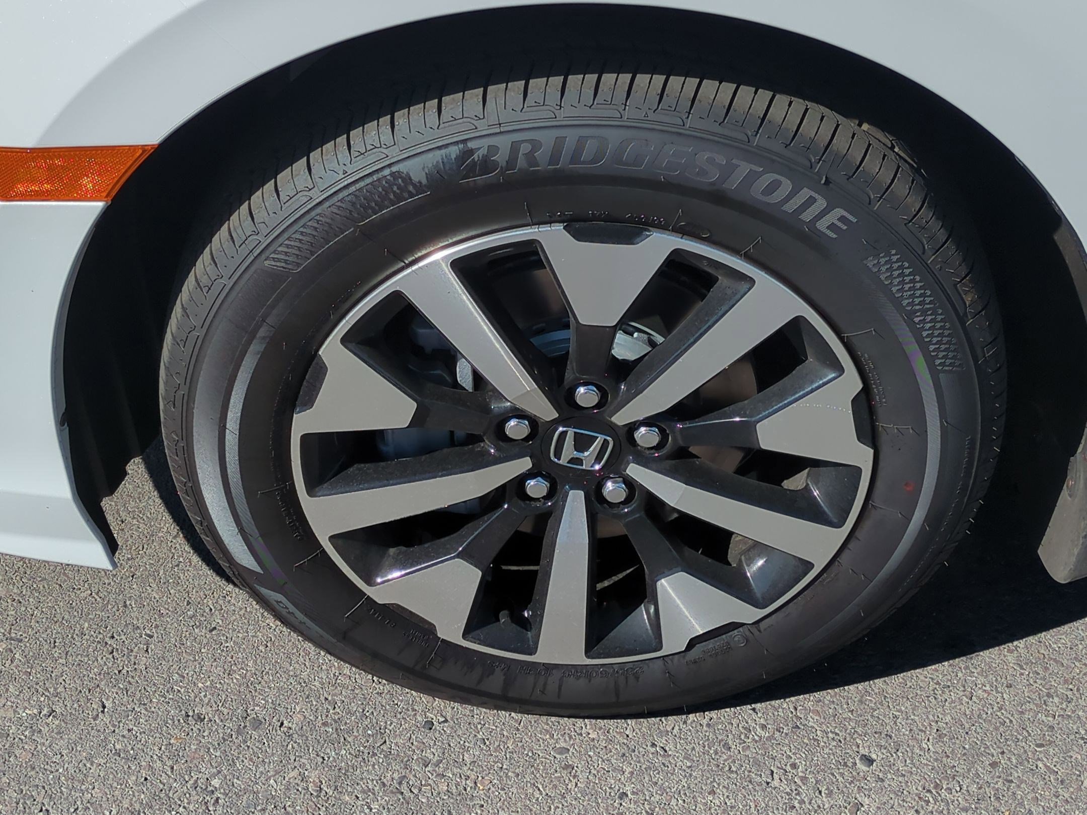 2026 Honda Odyssey EX-L photo 16