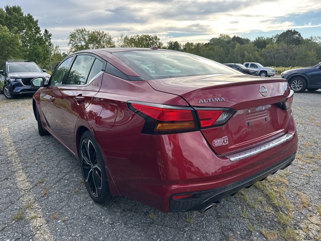 2023 Nissan Altima 2.5 SR photo 5