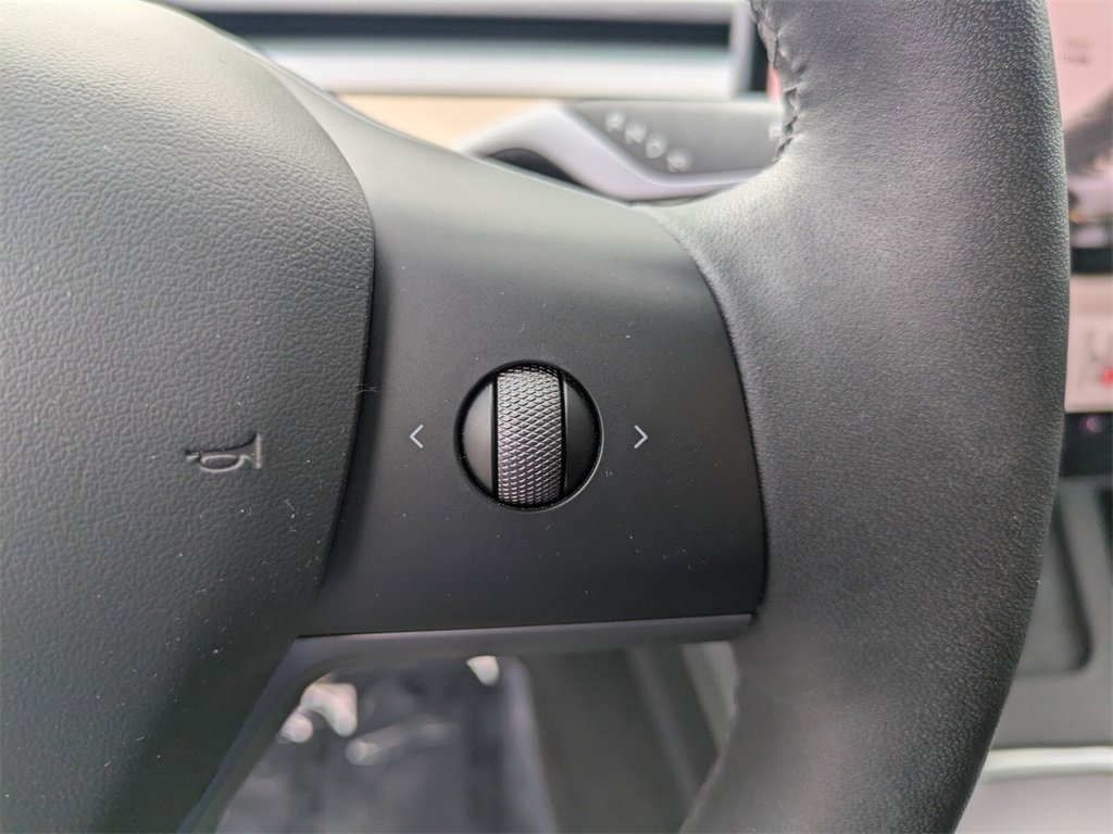 2023 Tesla Model Y Long Range photo 20