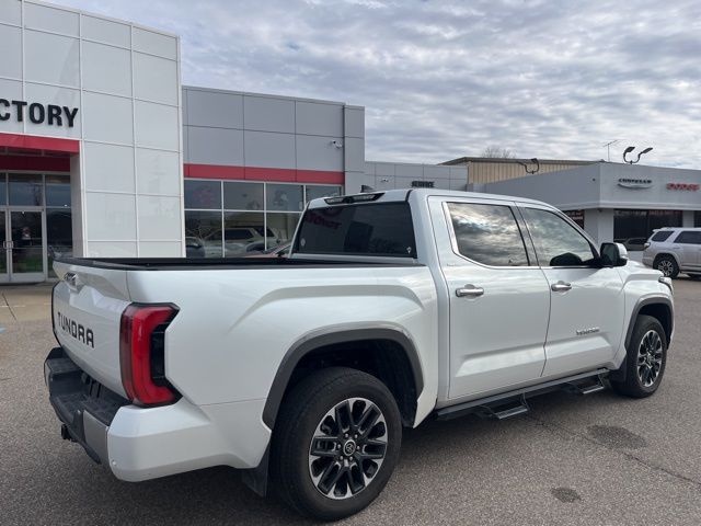 2023 Toyota Tundra Limited photo 4