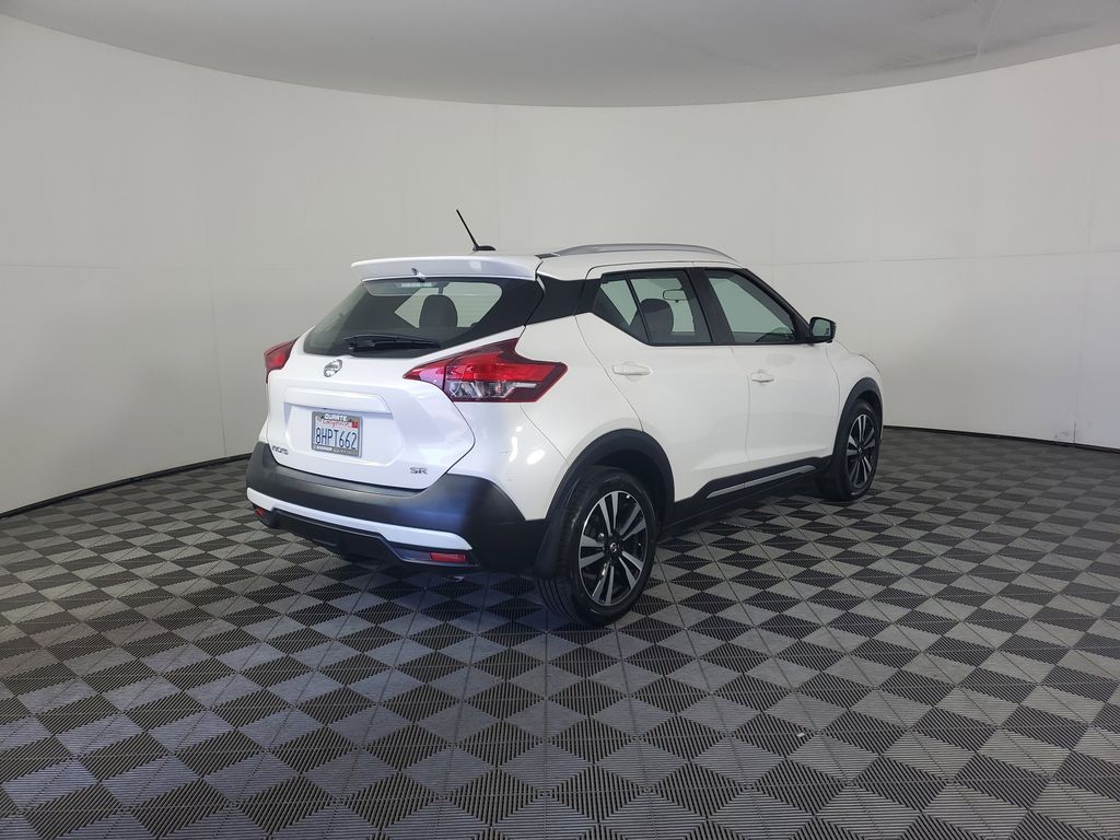 2018 Nissan Kicks SR photo 4