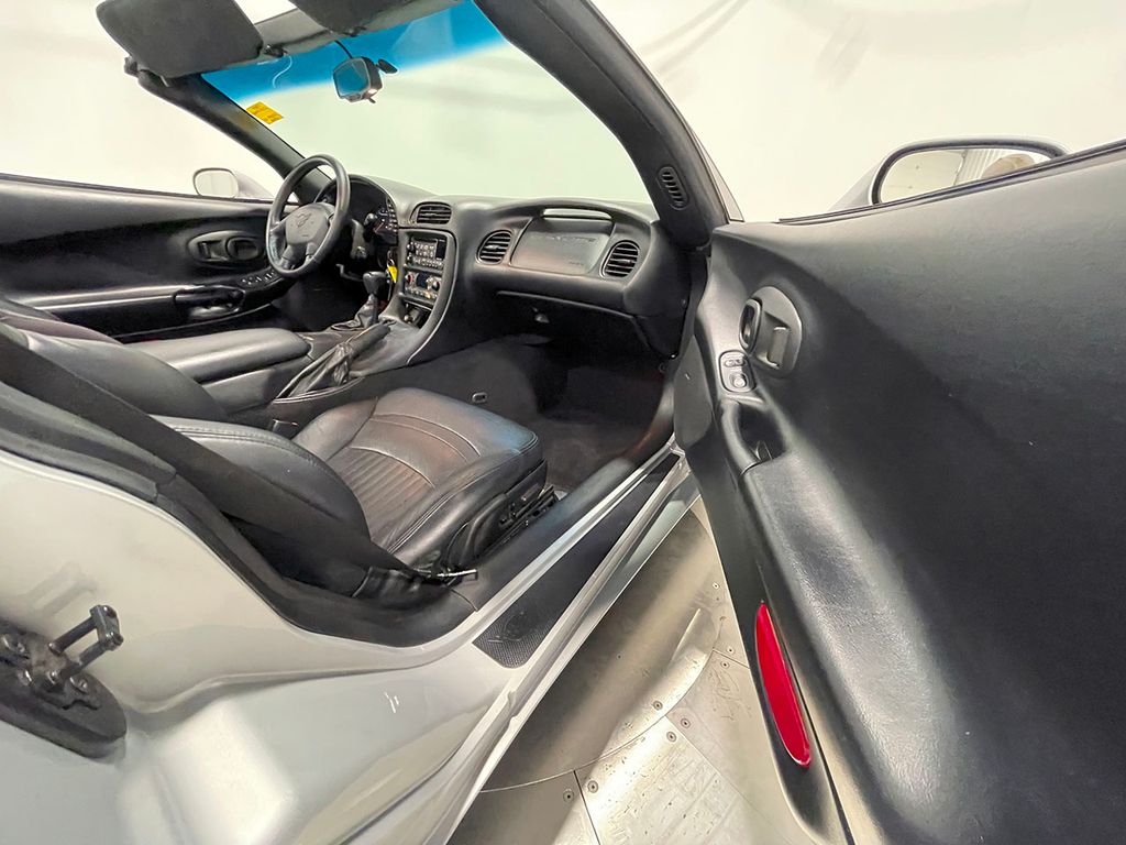 2000 Chevrolet Corvette Base Convertible photo 45