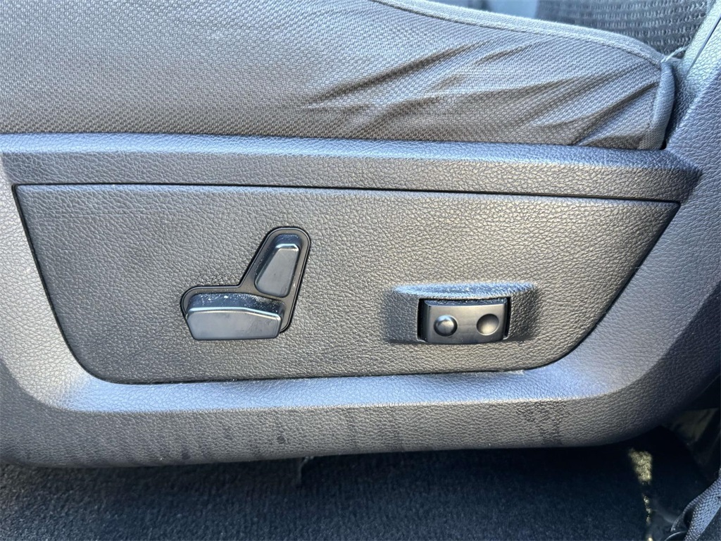 2015 Ram 1500 Big Horn photo 27