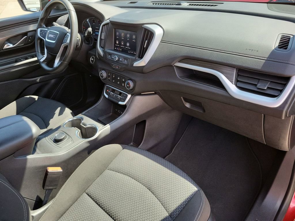 2024 Gmc Terrain SLE photo 26