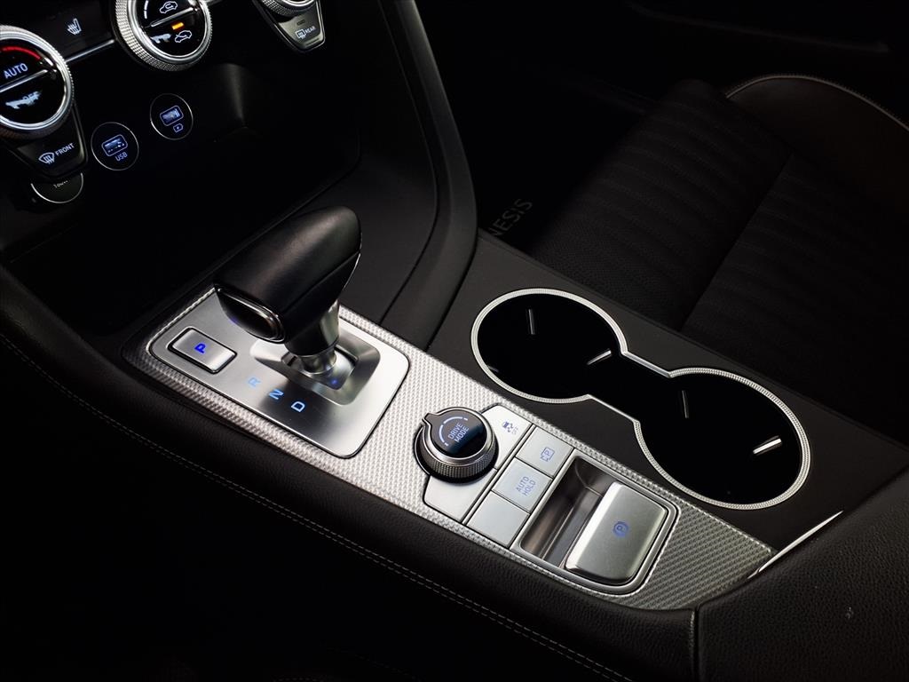 2023 Genesis G70 3.3T photo 22