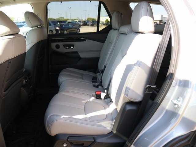 2025 Honda Pilot Touring photo 27