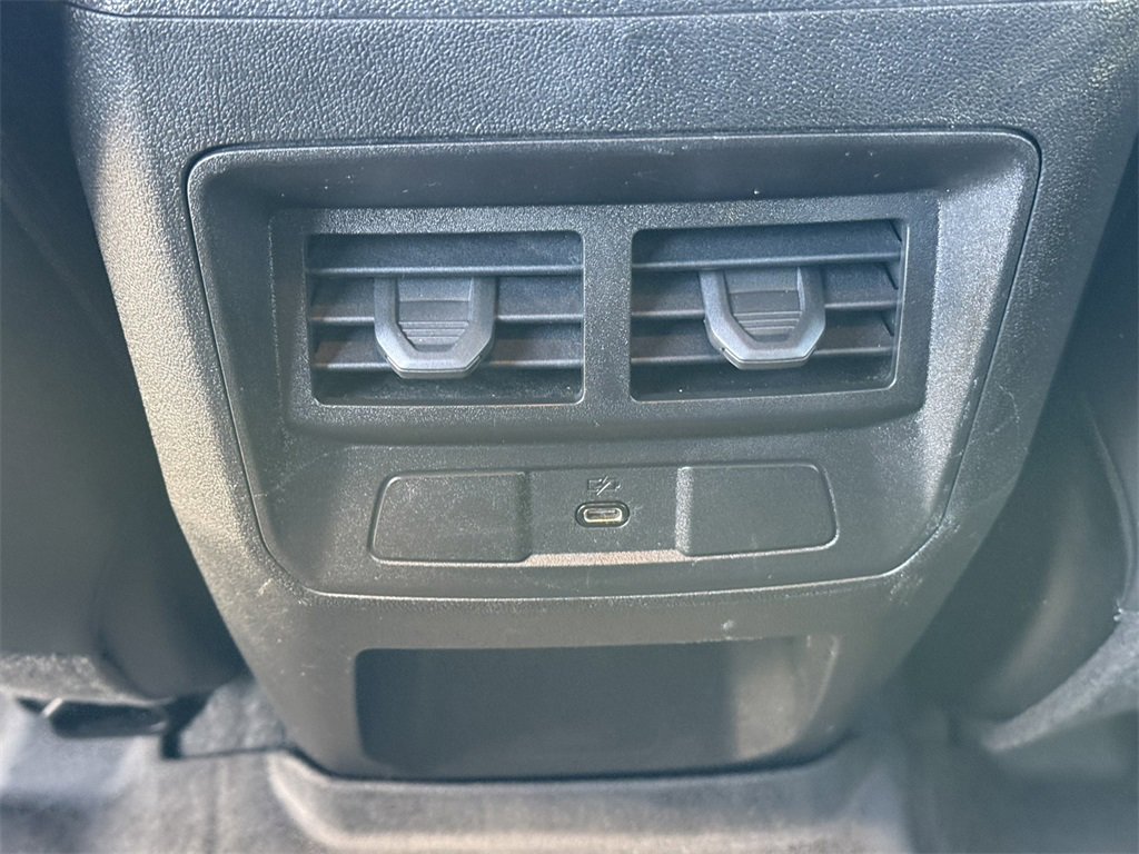 2024 GMC CANYON - Image 27