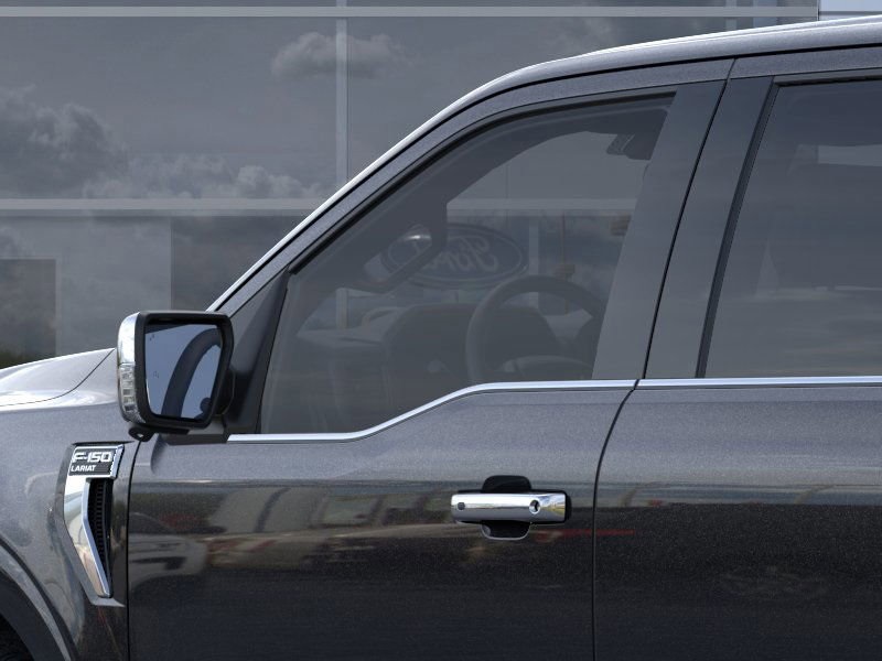 2025 Ford F-150 Lariat photo 19