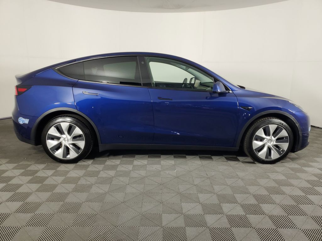 2021 Tesla Model Y Long Range photo 3