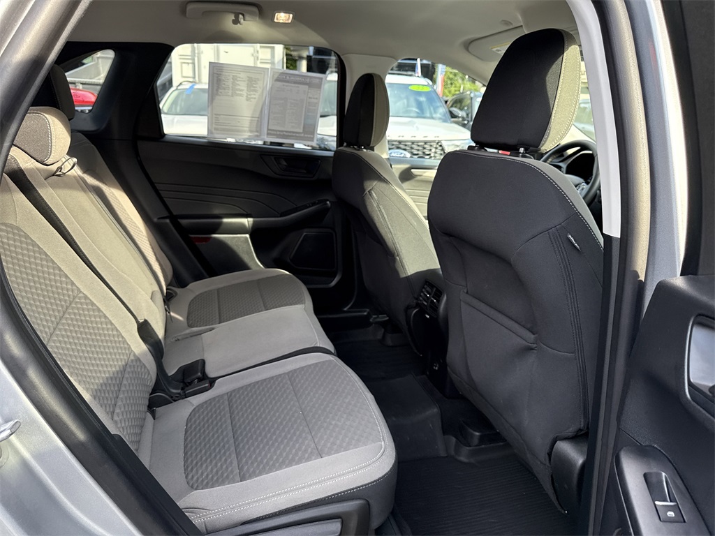 2022 Ford Escape SE photo 28