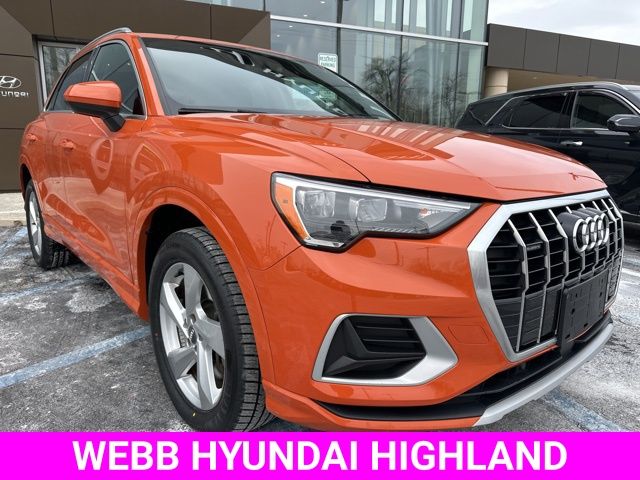 2020 Audi Q3 Premium's photo