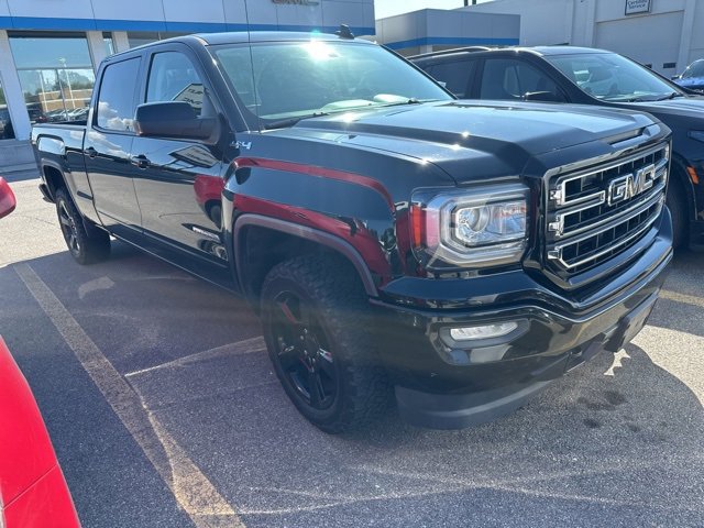 2017 Gmc Sierra 1500 SLE photo 3