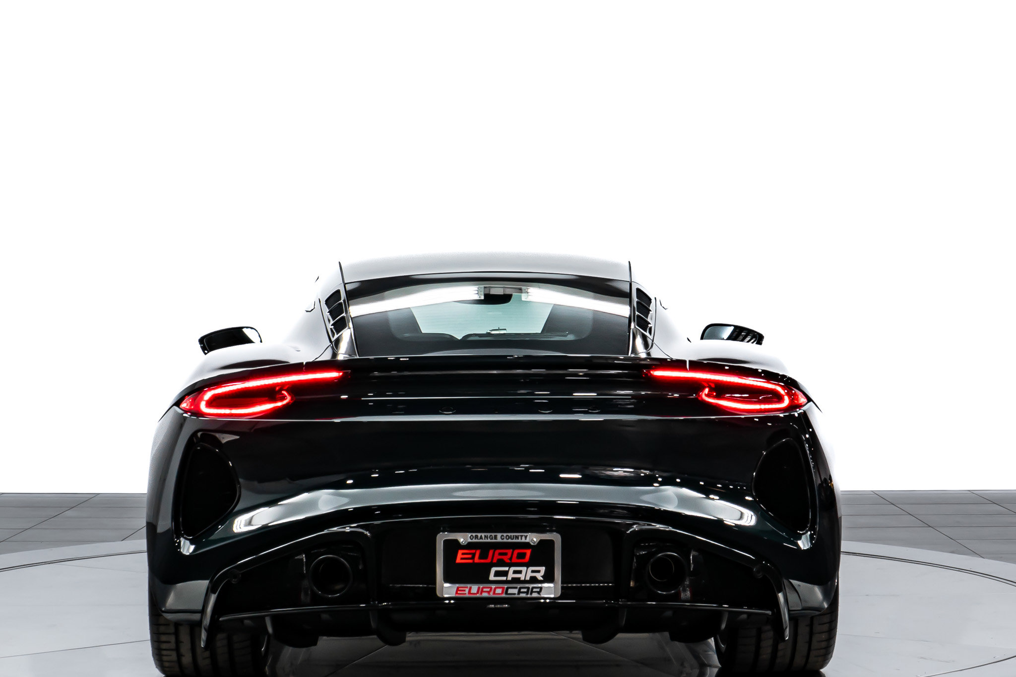 2025 Lotus Emira Base photo 4