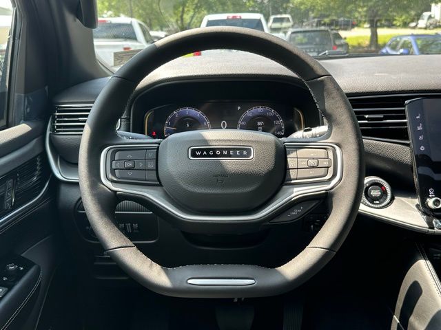 2025 Jeep Wagoneer L Series III photo 10
