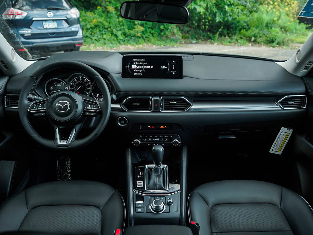 2025 Mazda CX-50 2.5 Select photo 12