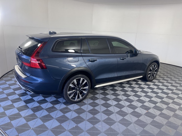 2020 Volvo V60 Cross Country T5 AWD photo 7