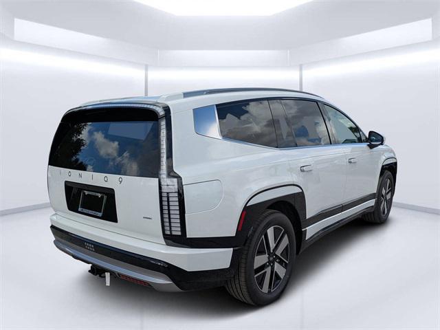 2026 Hyundai Ioniq SEL photo 3