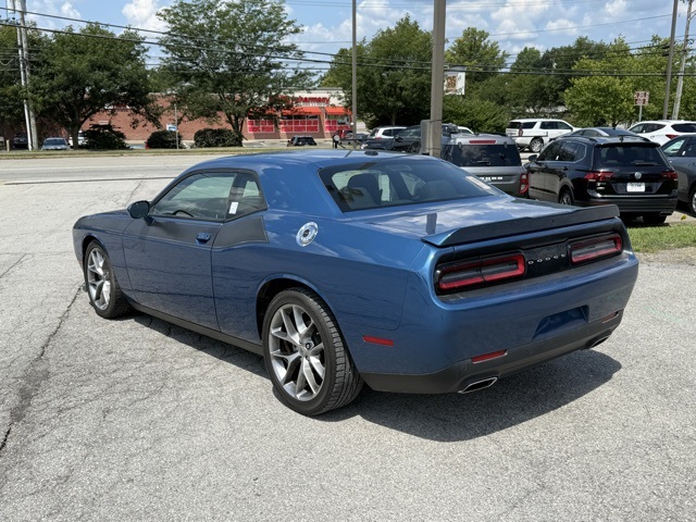 2022 Dodge Challenger GT photo 8